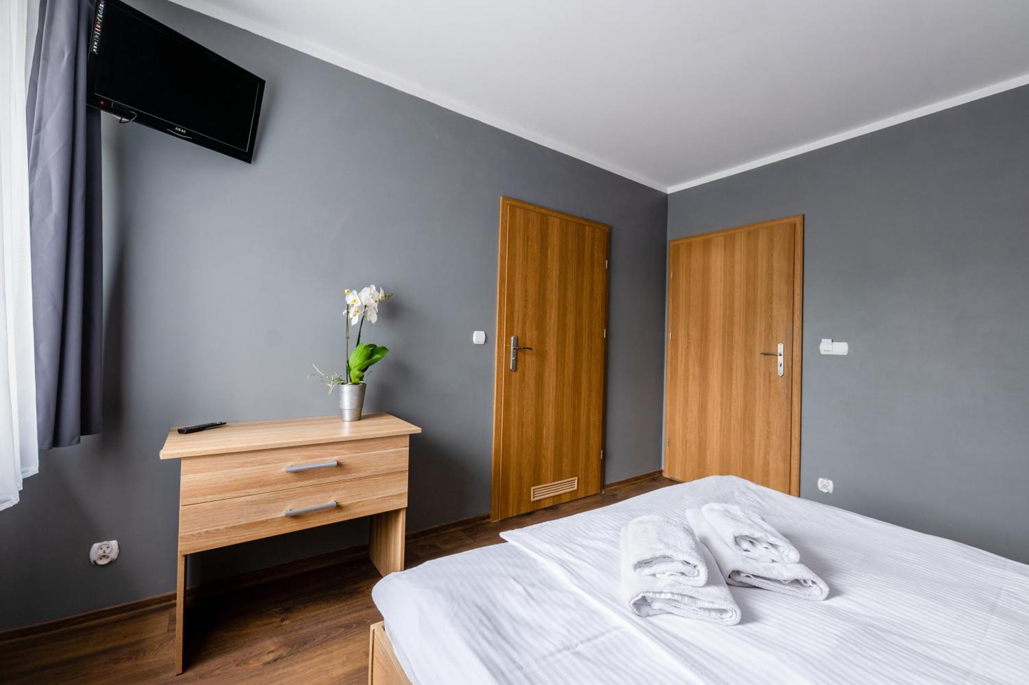 Bed and Breakfast Sleep&Go à Lubliniec Extérieur photo