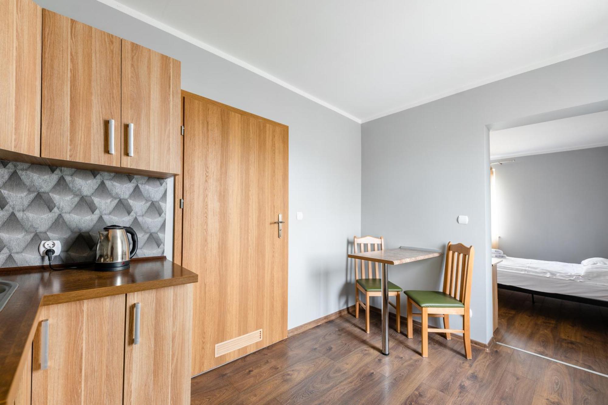 Bed and Breakfast Sleep&Go à Lubliniec Extérieur photo