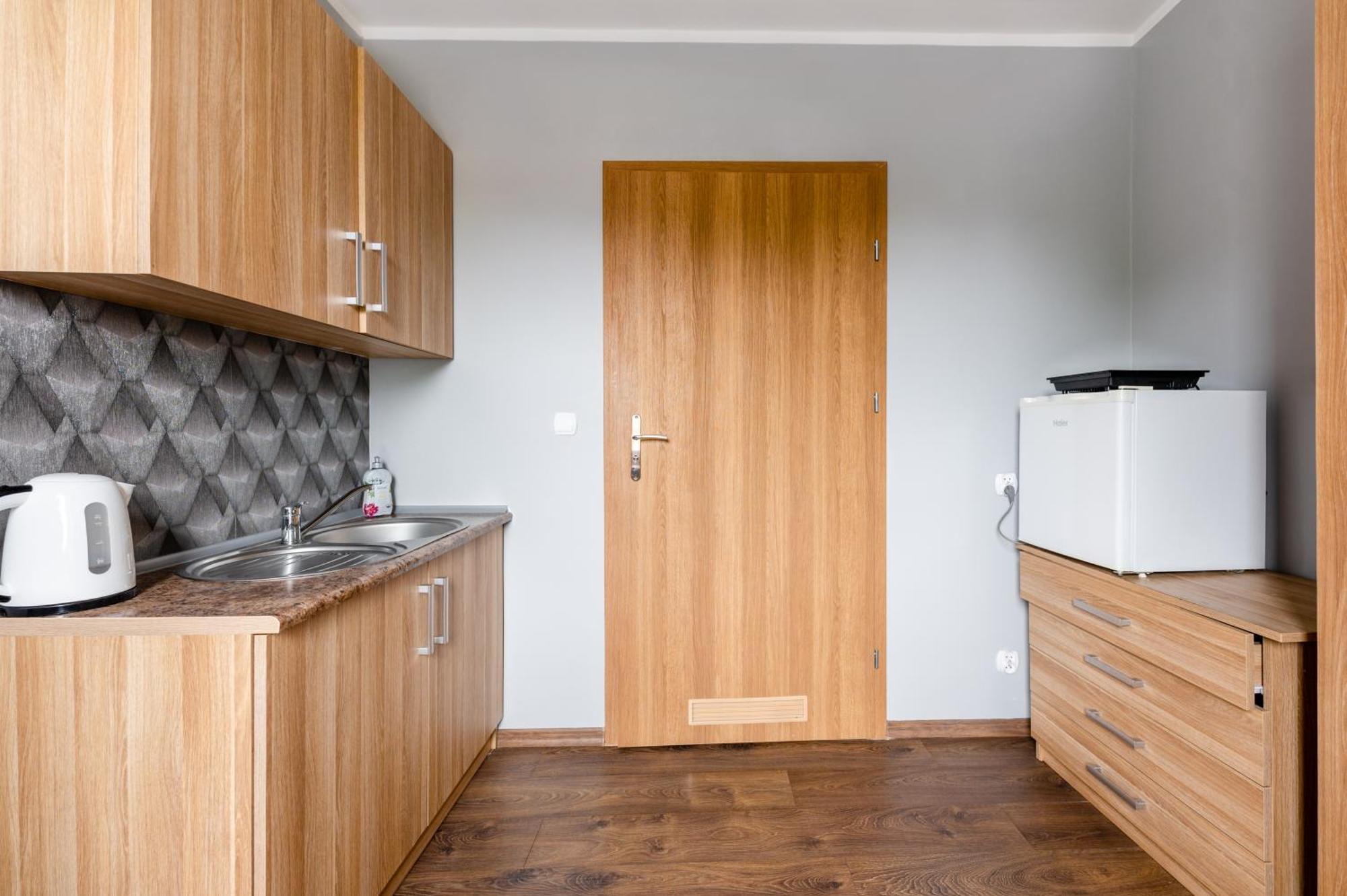 Bed and Breakfast Sleep&Go à Lubliniec Extérieur photo