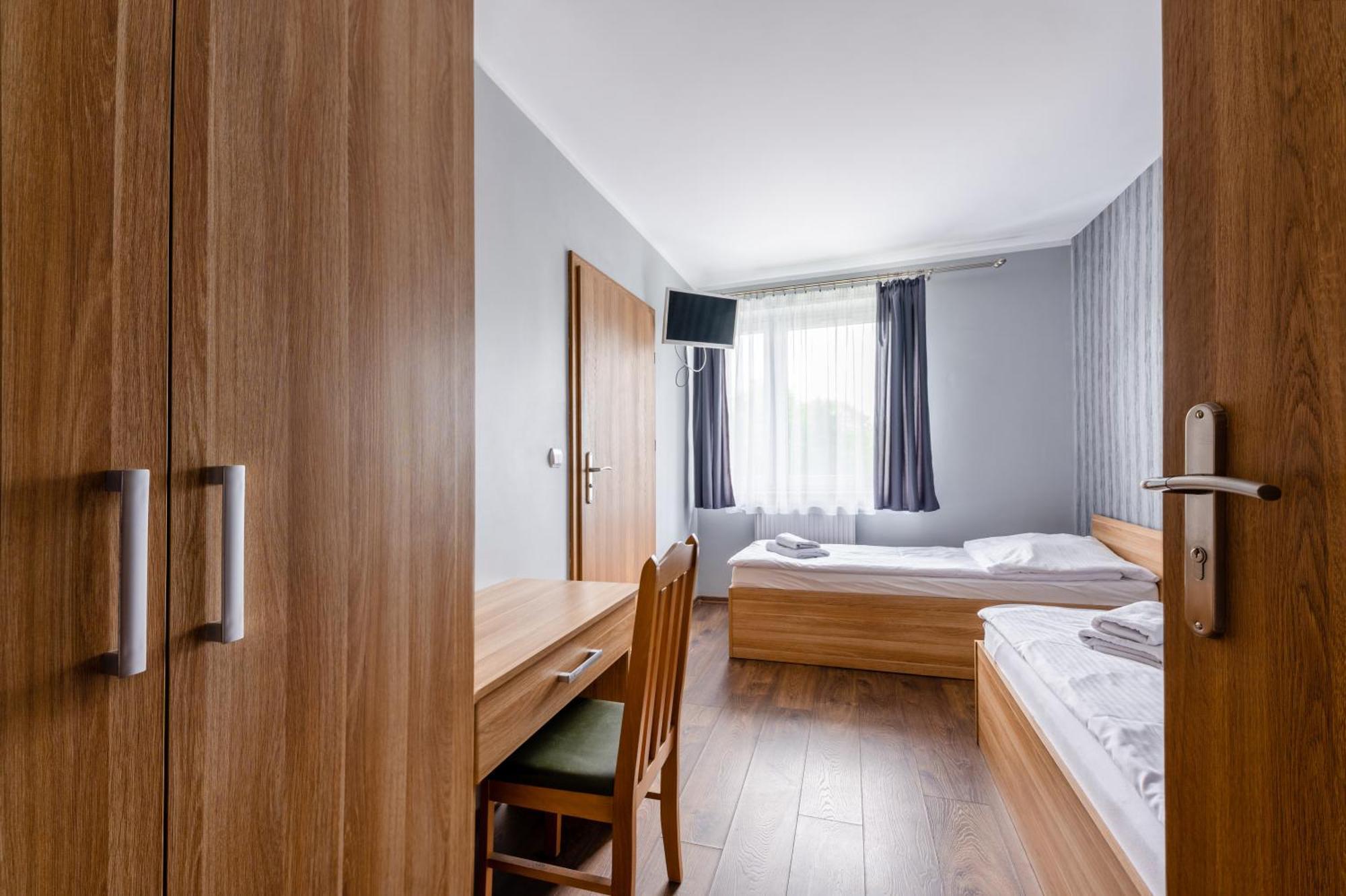 Bed and Breakfast Sleep&Go à Lubliniec Extérieur photo