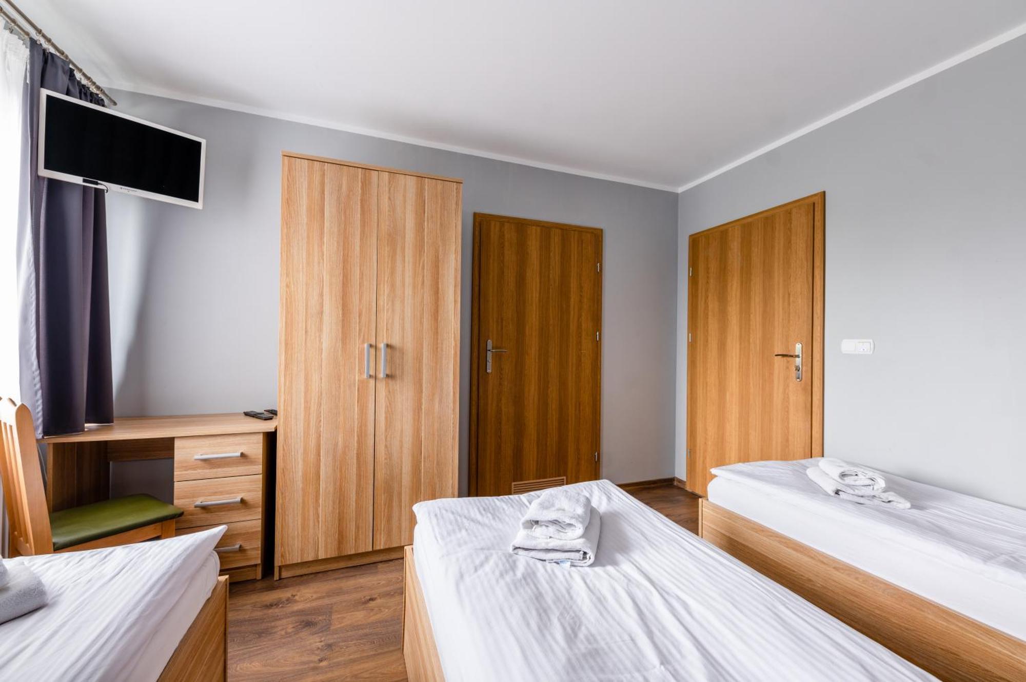 Bed and Breakfast Sleep&Go à Lubliniec Extérieur photo
