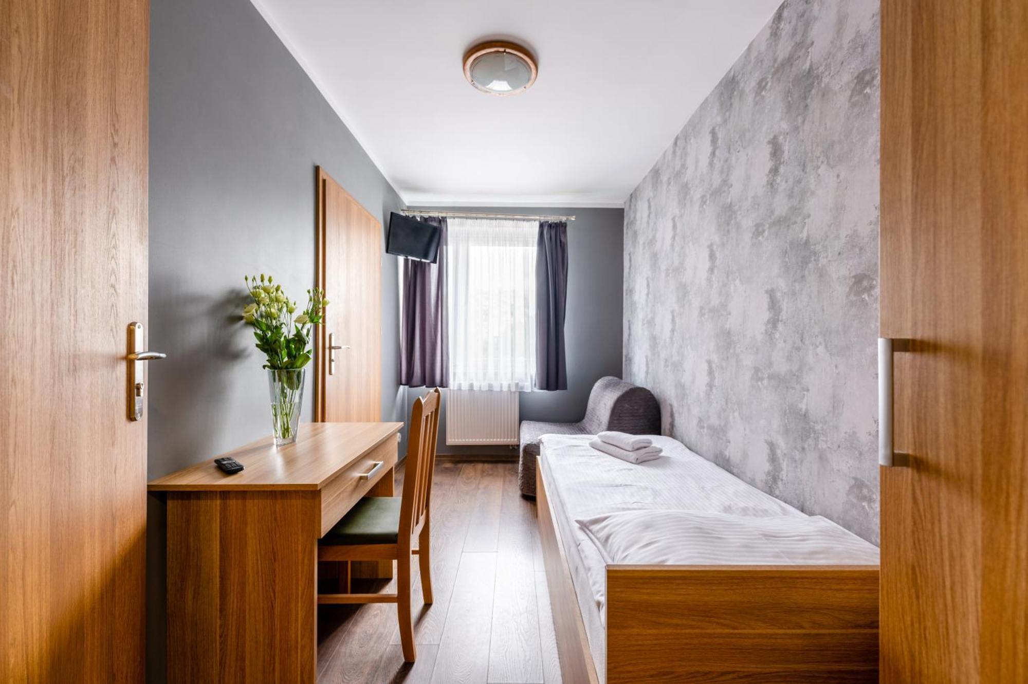 Bed and Breakfast Sleep&Go à Lubliniec Extérieur photo