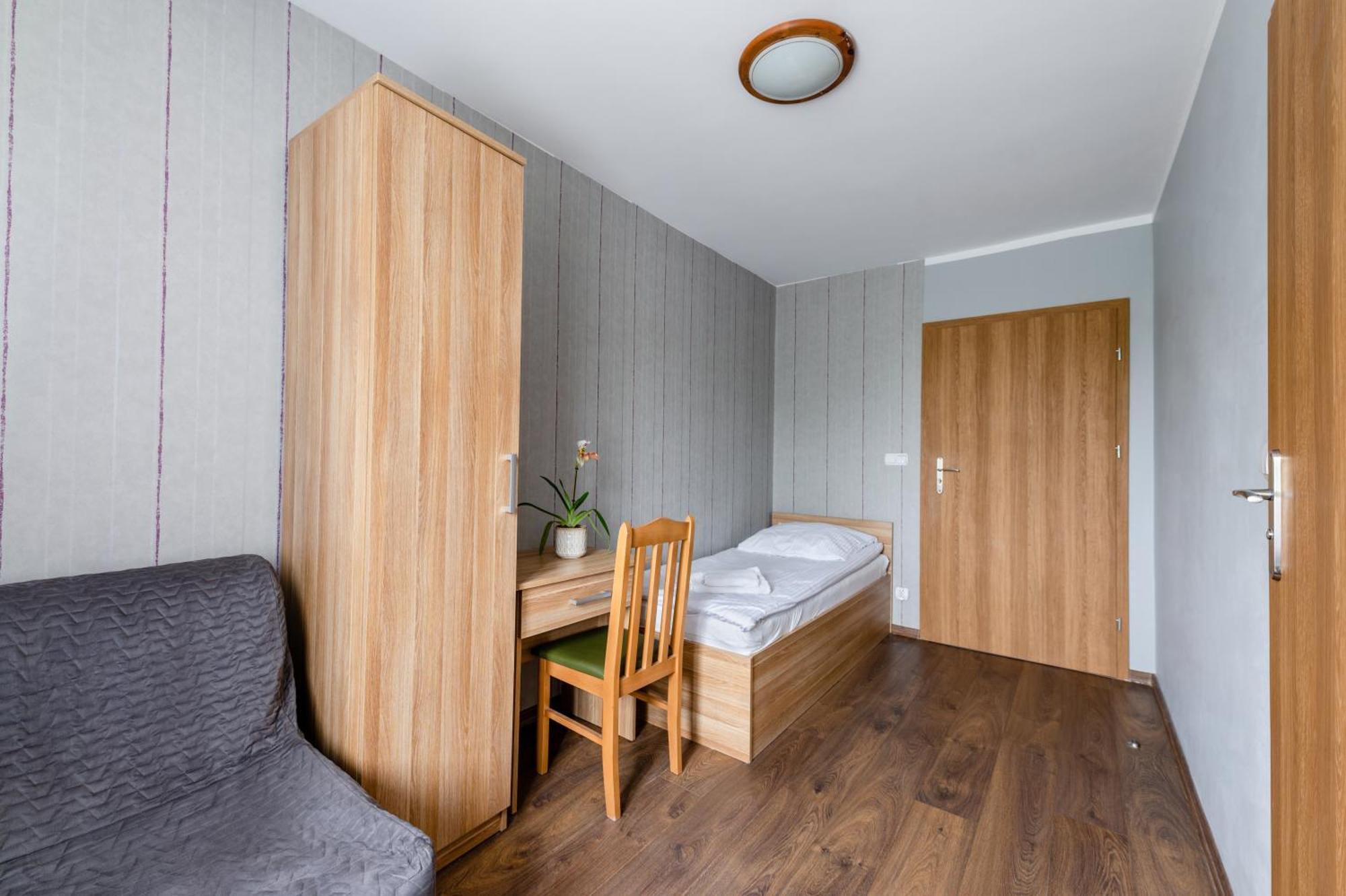Bed and Breakfast Sleep&Go à Lubliniec Extérieur photo