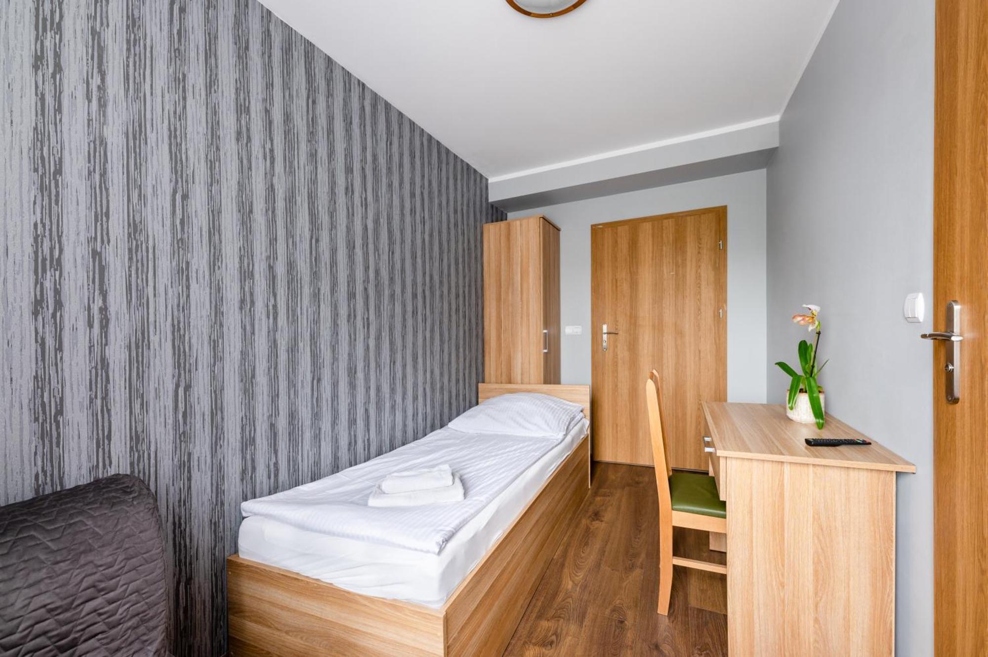 Bed and Breakfast Sleep&Go à Lubliniec Extérieur photo